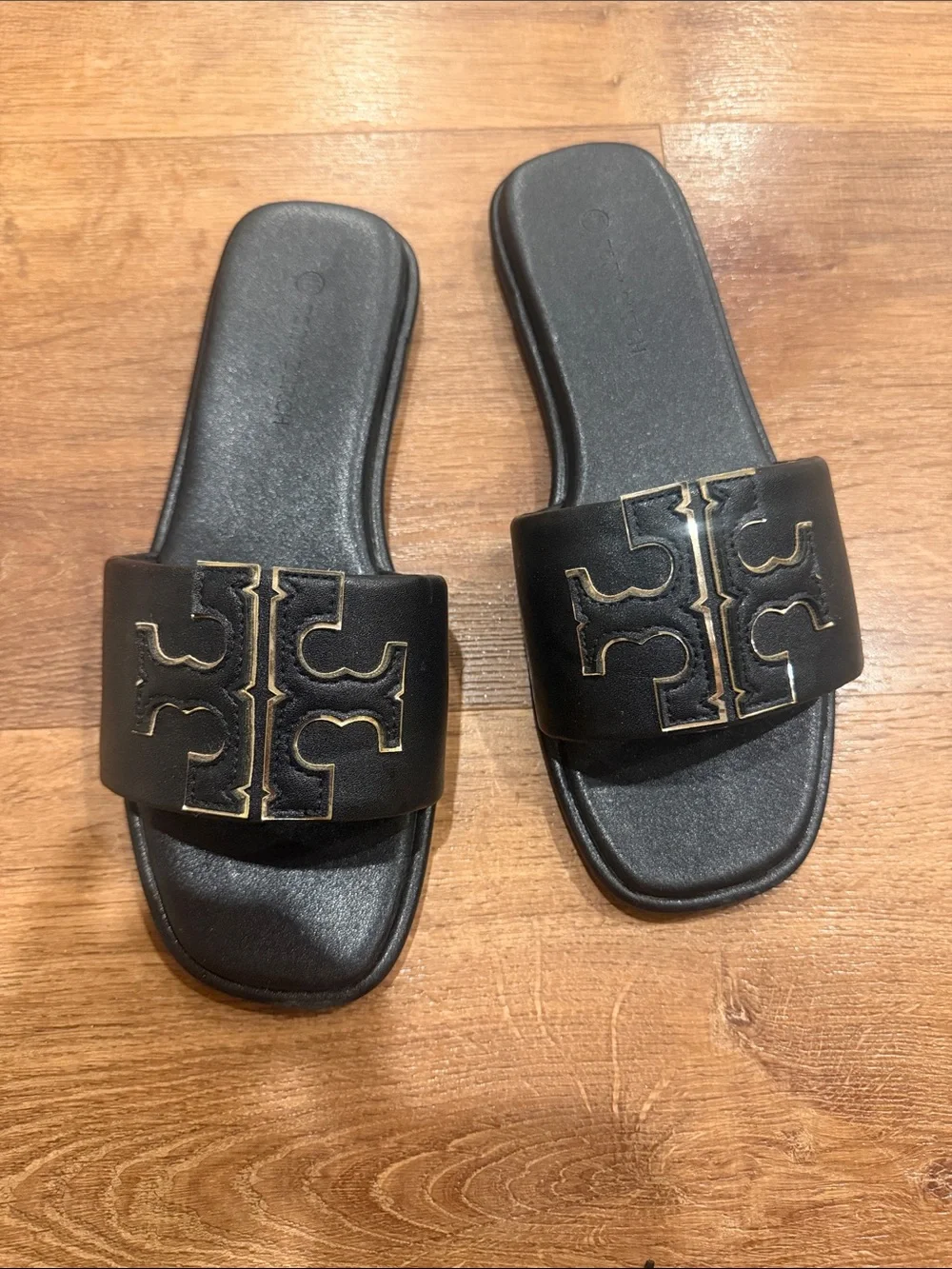 size 39 Tory Burch Black Slide Sandals with Gold Logo Accent